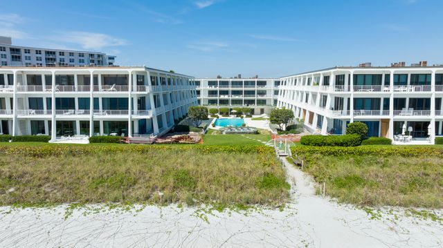 2275 S Ocean Boulevard 207n, Palm Beach, FL 33480