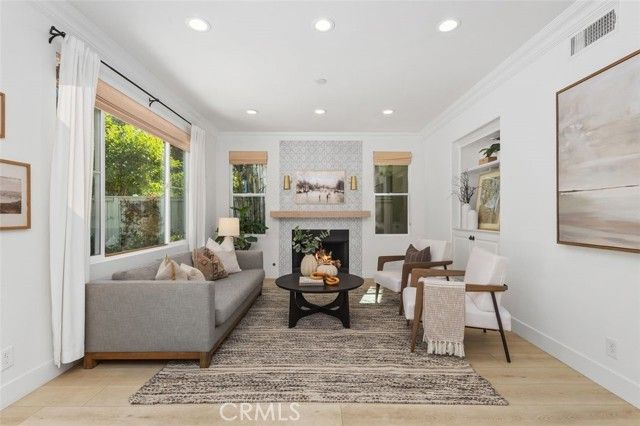 29 Straw Flower, Irvine, CA 92620