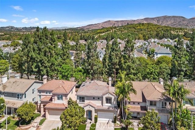 29 Straw Flower, Irvine, CA 92620