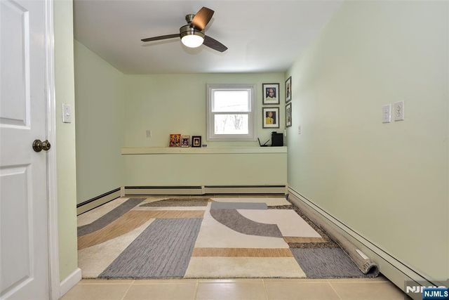 179 Kakeout Road, Kinnelon Borough, NJ 07405