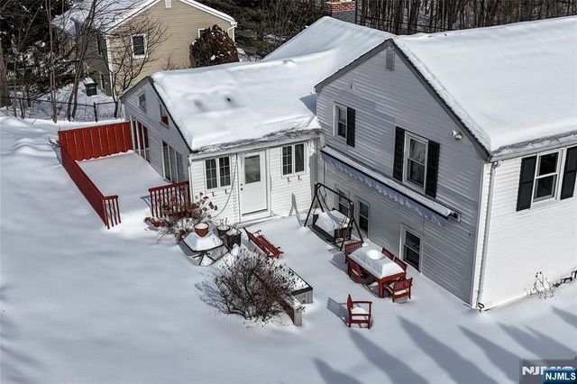 179 Kakeout Road, Kinnelon Borough, NJ 07405