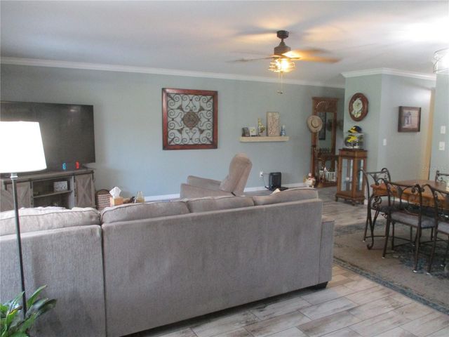2111 N HALCYON DRIVE, Sun City Center, FL 33573