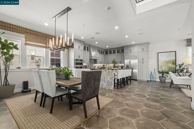 600 Thyme Way, San Ramon, CA 94582