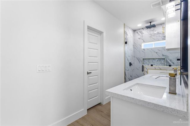 417 Serg Loop, Alamo, TX 78516