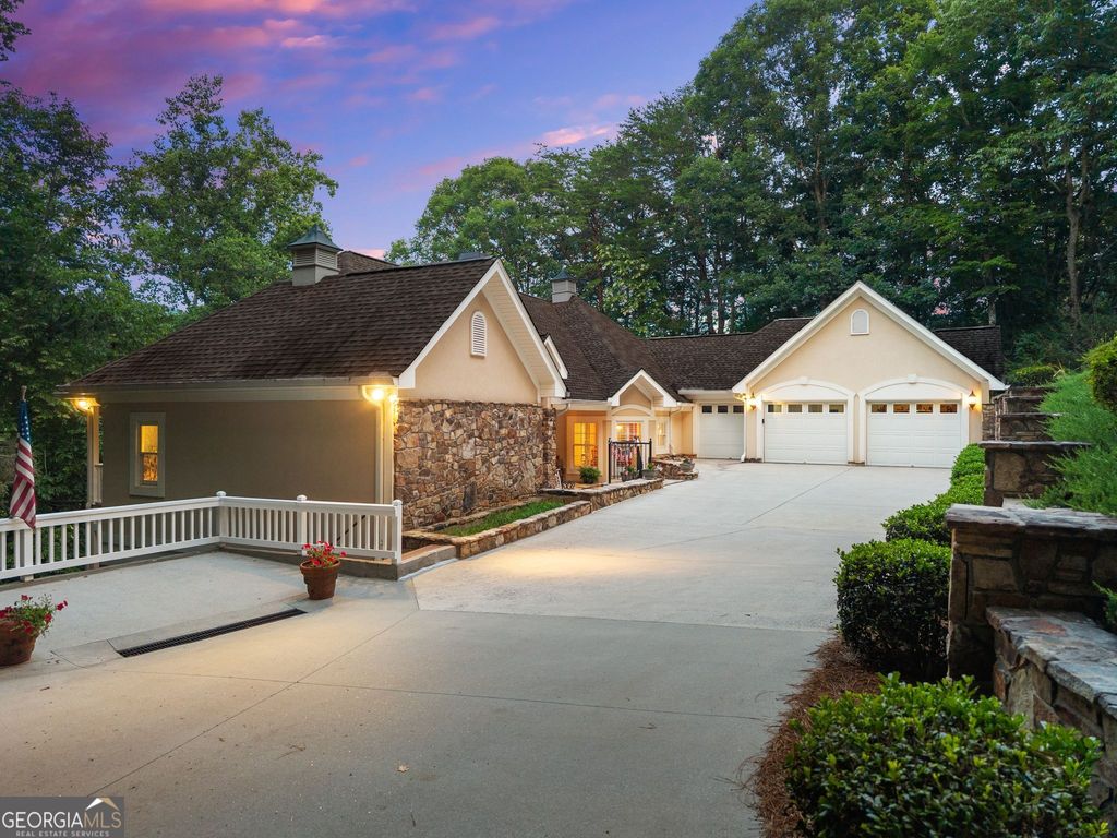 2200 Orchard Drive, Clarkesville, GA 30523 — exterior
