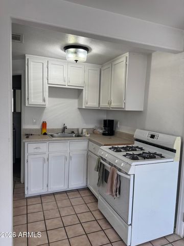 501 N DELAWARE Street, Chandler, AZ 85225