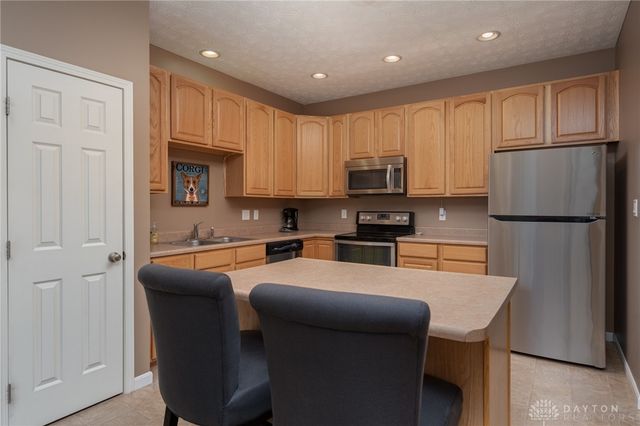 2280 Limestone Way, Miami Twp, OH 45342