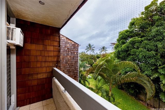 333 Aoloa Street 304, Kailua, HI 96734