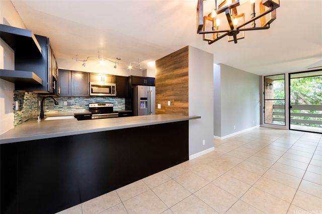 333 Aoloa Street 304, Kailua, HI 96734