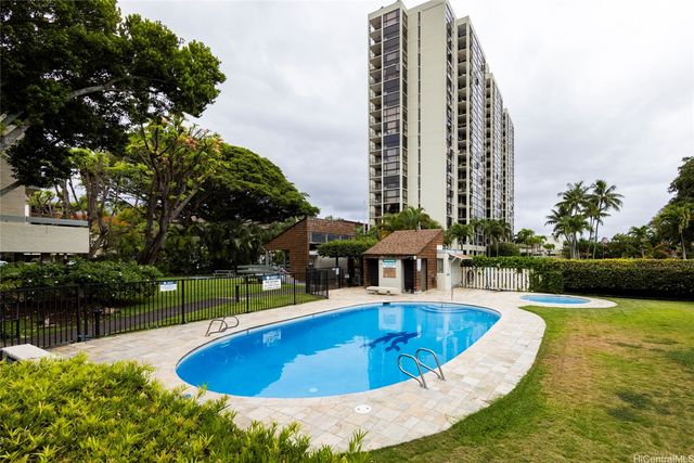 333 Aoloa Street 304, Kailua, HI 96734