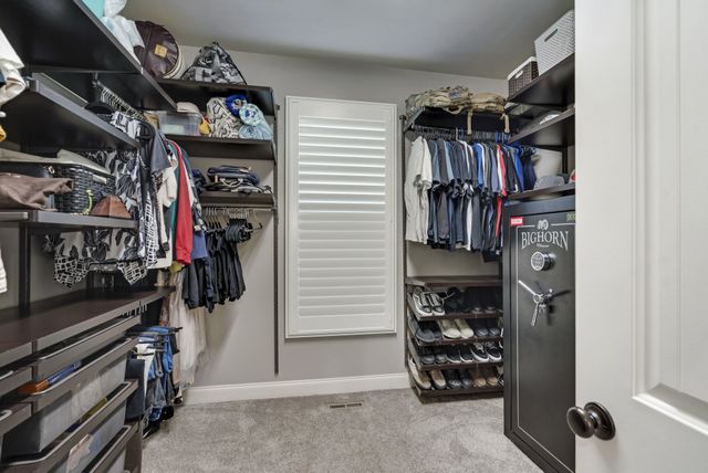 94 Branham Mill Rd, Gallatin, TN 37066