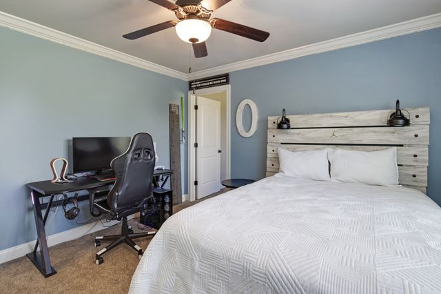 94 Branham Mill Rd, Gallatin, TN 37066