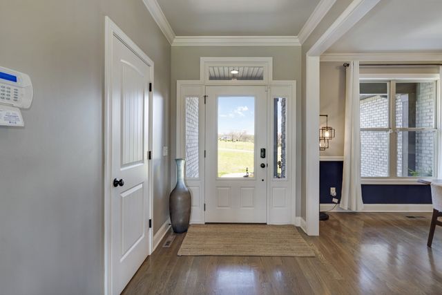 94 Branham Mill Rd, Gallatin, TN 37066