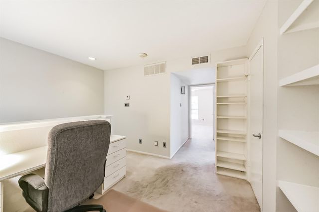 2601 S Braeswood Boulevard 105, Houston, TX 77025