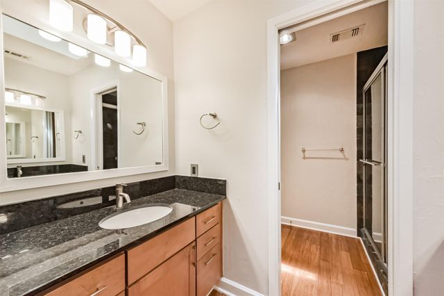 2601 S Braeswood Boulevard 105, Houston, TX 77025