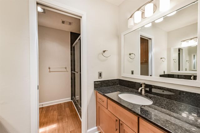 2601 S Braeswood Boulevard 105, Houston, TX 77025