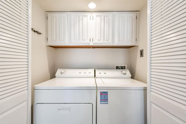 2601 S Braeswood Boulevard 105, Houston, TX 77025