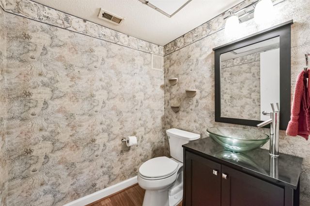 2601 S Braeswood Boulevard 105, Houston, TX 77025