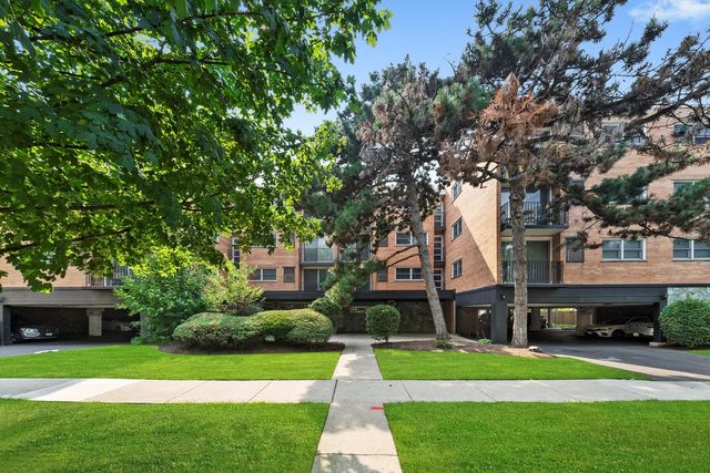 333 S EAST Avenue 405, Oak Park, IL 60302