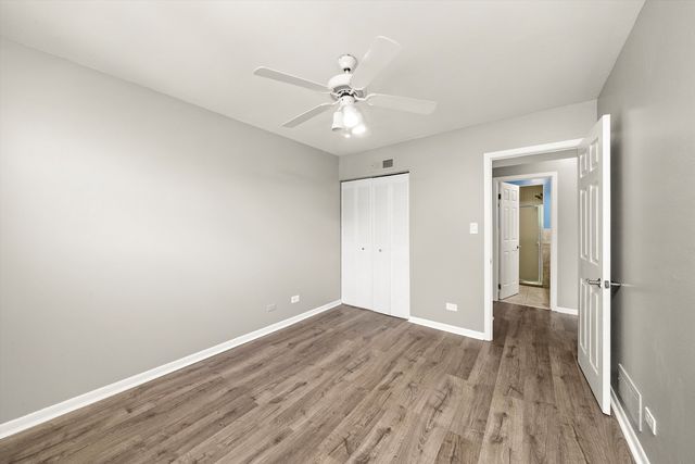 333 S EAST Avenue 405, Oak Park, IL 60302