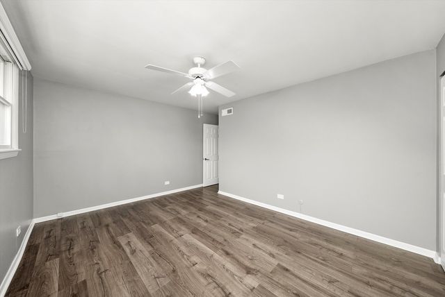 333 S EAST Avenue 405, Oak Park, IL 60302