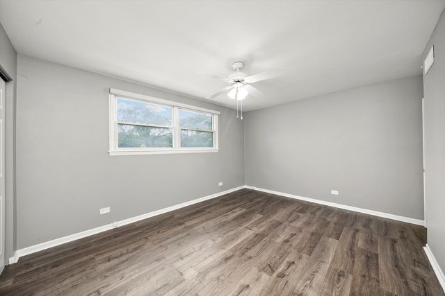 333 S EAST Avenue 405, Oak Park, IL 60302