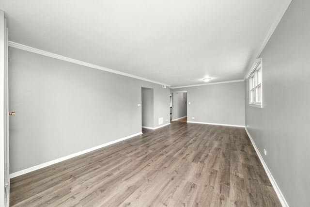 333 S EAST Avenue 405, Oak Park, IL 60302