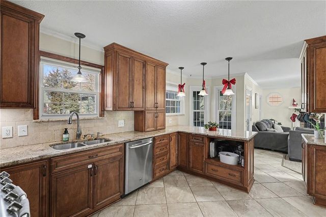 722 Deerfield Street, Leavenworth, KS 66048