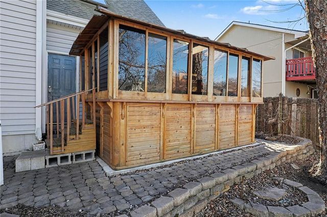 722 Deerfield Street, Leavenworth, KS 66048