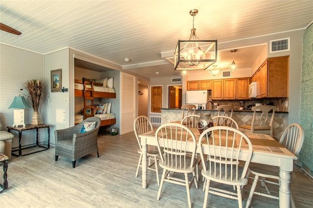 7477 State Highway 361 107, Port Aransas, TX 78373