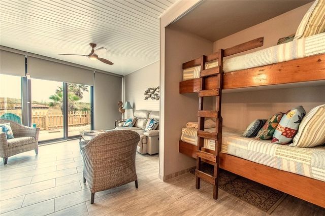 7477 State Highway 361 107, Port Aransas, TX 78373