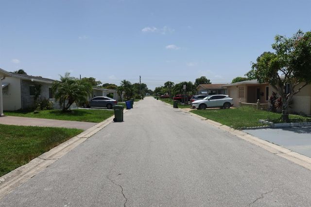 6920 NW 17TH Street, Margate, FL 33063