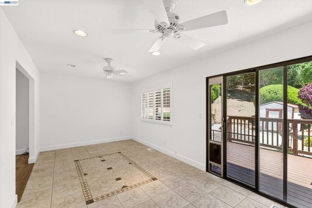 5775 Cold Water Dr, Castro Valley, CA 94552