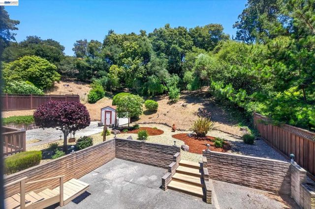 5775 Cold Water Dr, Castro Valley, CA 94552