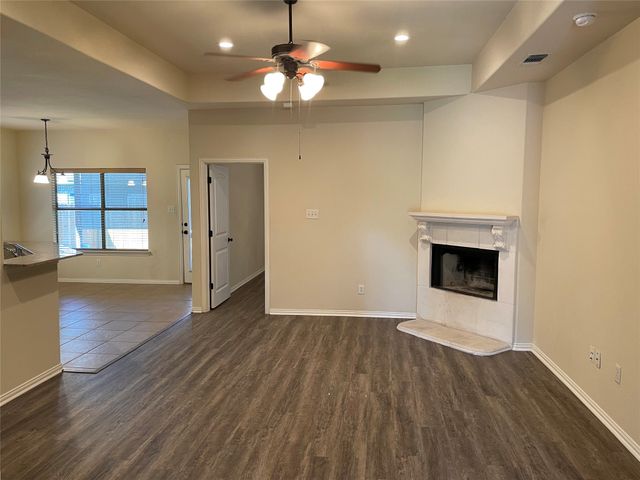 1414 Lauren Lane, Granbury, TX 76048