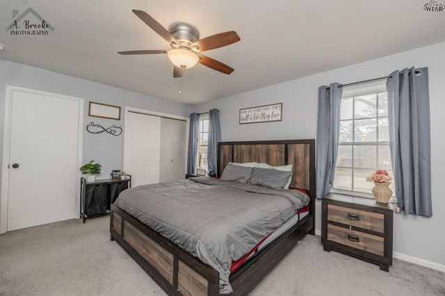 315 S CALIFORNIA STREET, Henrietta, TX 76365