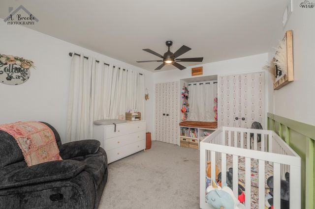 315 S CALIFORNIA STREET, Henrietta, TX 76365