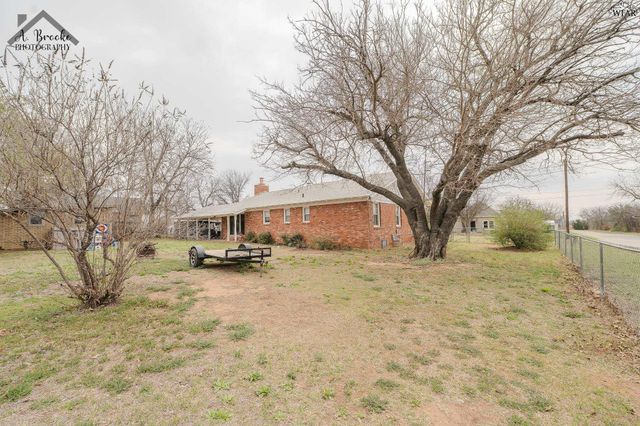 315 S CALIFORNIA STREET, Henrietta, TX 76365