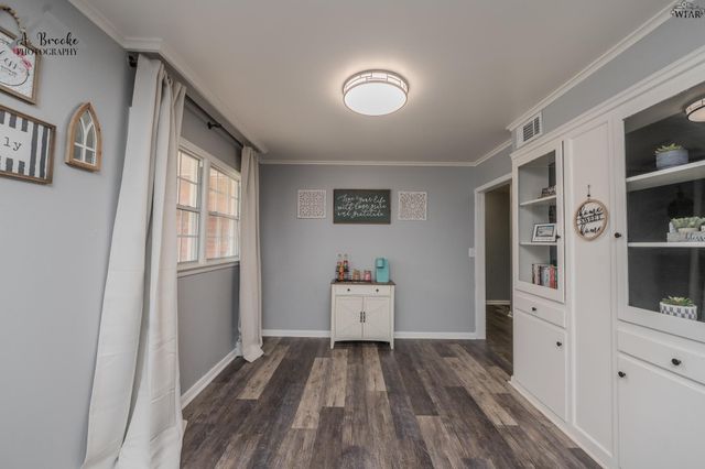 315 S CALIFORNIA STREET, Henrietta, TX 76365