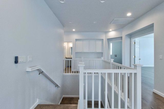 2715 Shellgate Circle, Hayward, CA 94545