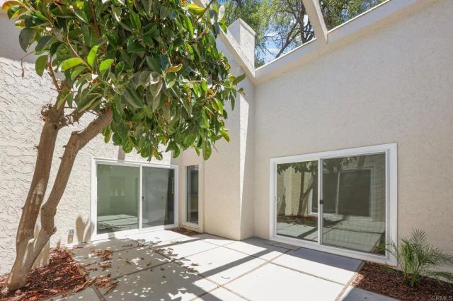 329 E South Avenue, Redlands, CA 92373