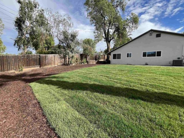 329 E South Avenue, Redlands, CA 92373