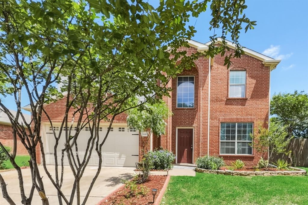 8440 Asheville Lane, Fort Worth, TX 76123