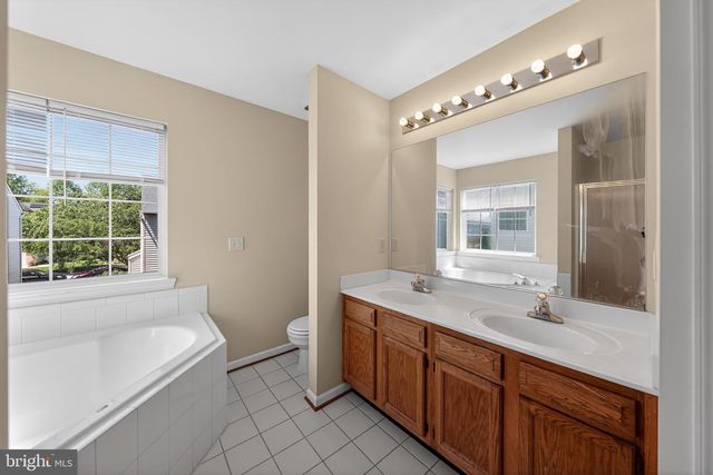 822 ANNA LN, Millersville, MD 21108