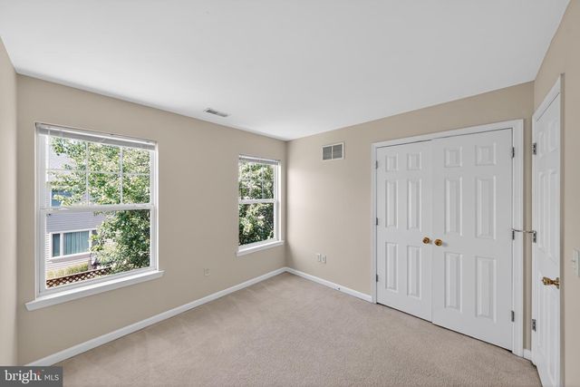 822 ANNA LN, Millersville, MD 21108