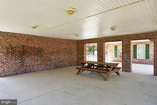 822 ANNA LN, Millersville, MD 21108