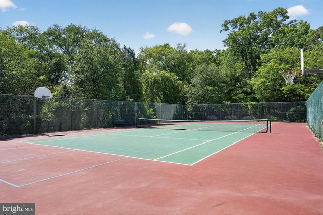 822 ANNA LN, Millersville, MD 21108