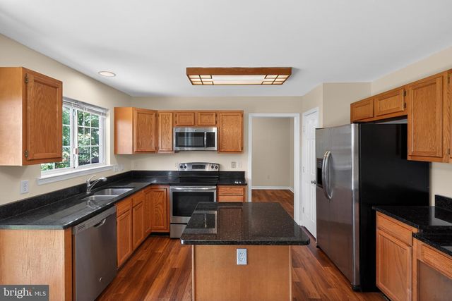 822 ANNA LN, Millersville, MD 21108