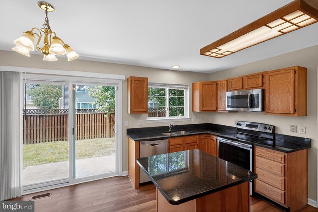 822 ANNA LN, Millersville, MD 21108