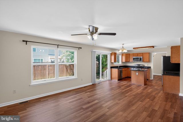 822 ANNA LN, Millersville, MD 21108